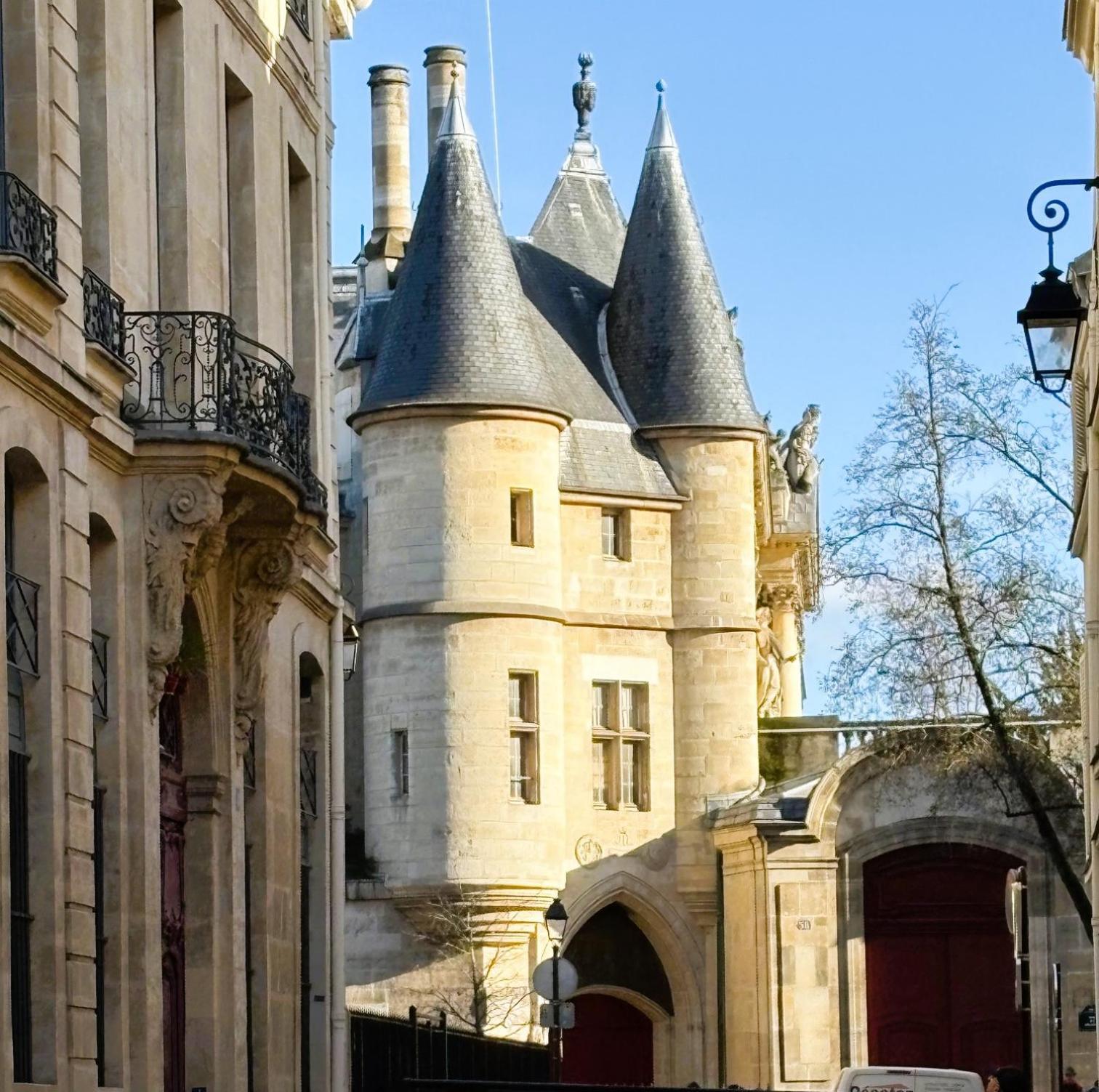 La Galerie Des Archives-Unique And Elegant Gem-Marais Daire Paris Dış mekan fotoğraf